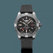 Designer Replica Breitling Avenger Blackbird 44 Black Titanium Volcano Black WJ00623